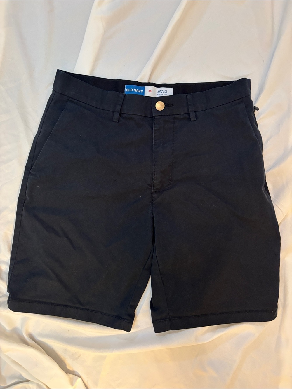 Old Navy Men's Navy Flat-Front Chino Shorts